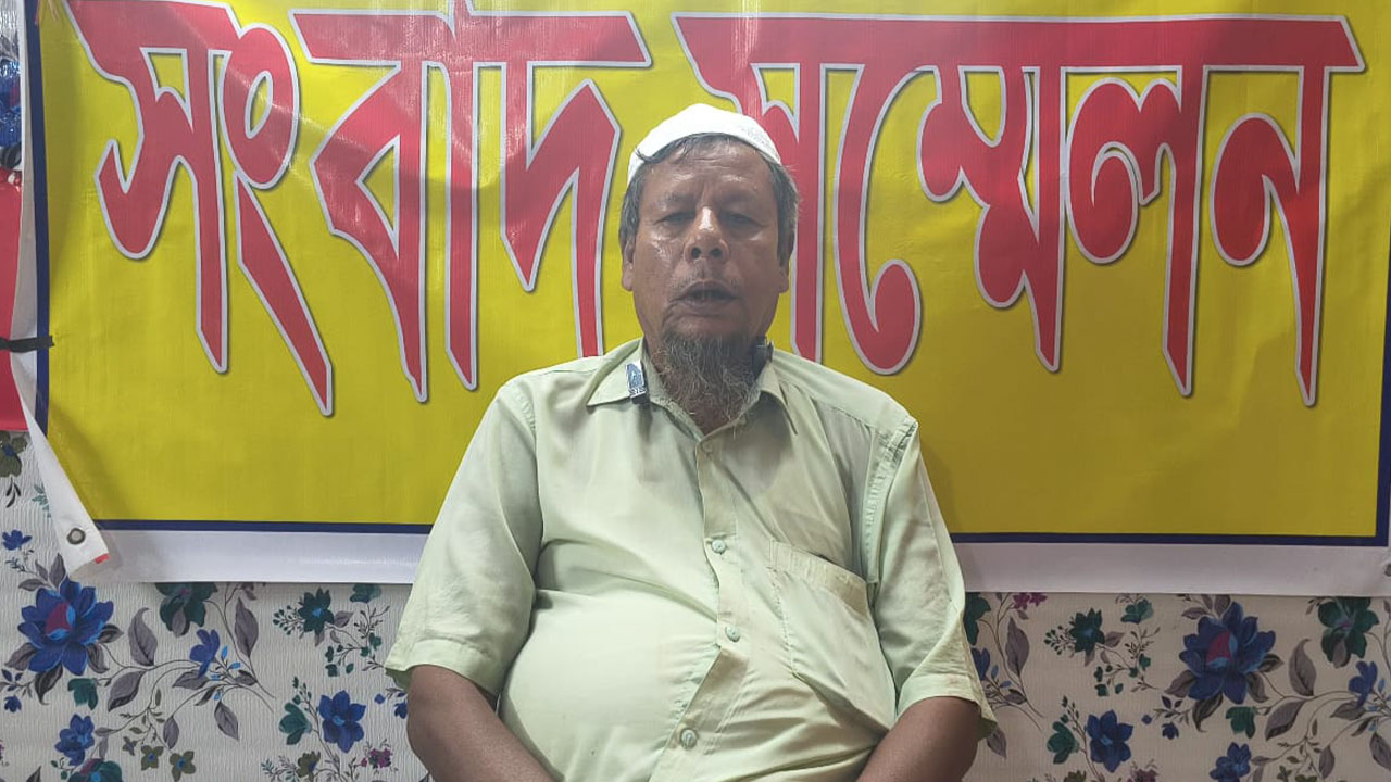 ছেলেকে ছাত্রলীগ থেকে ফেরাতে ব্যর্থ, সংবাদ সম্মেলনে ত্যাজ্য ঘোষণা বাবার