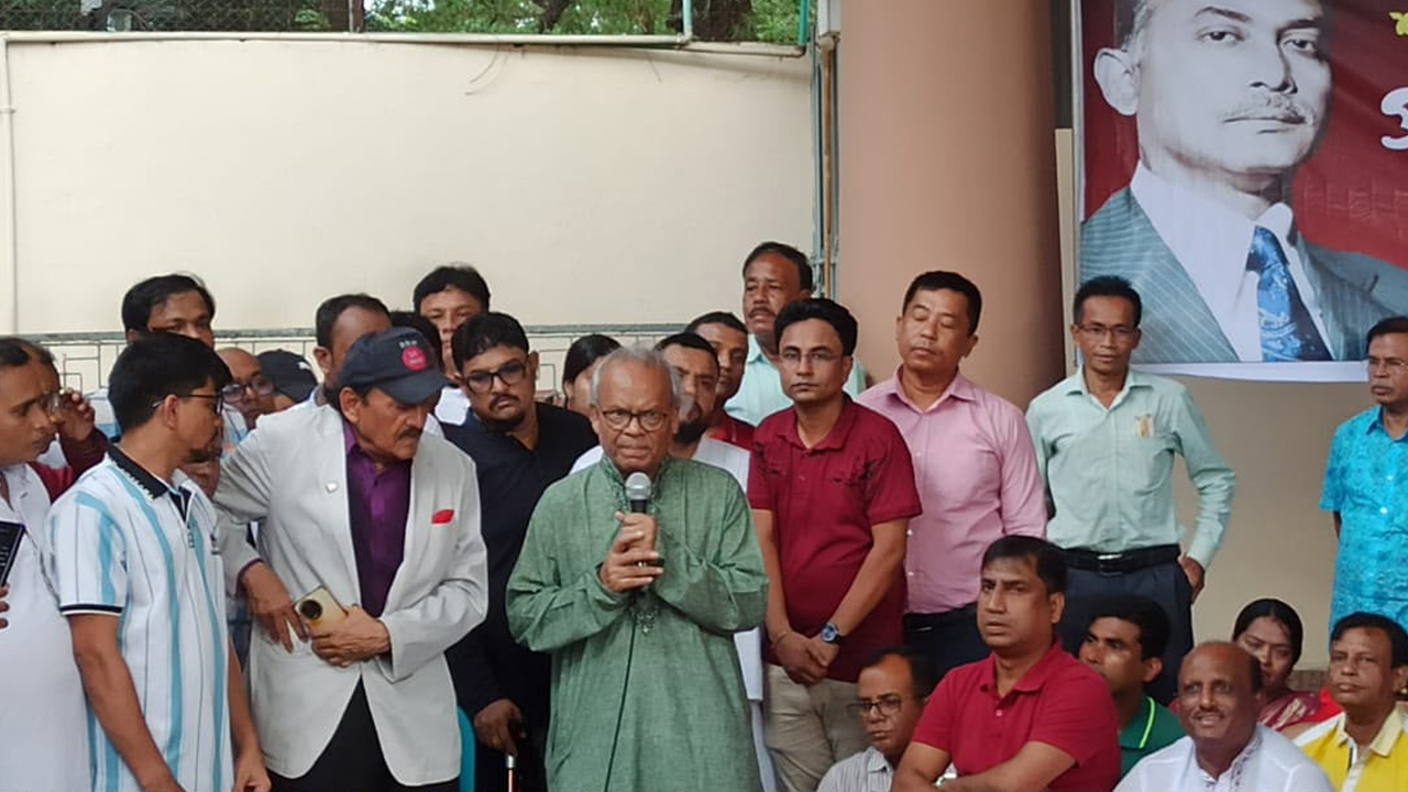 নির্বাচনের অঙ্গীকার রক্ষায় নিরলস কাজ করে যাচ্ছেন প্রধানমন্ত্রী: রিজভী