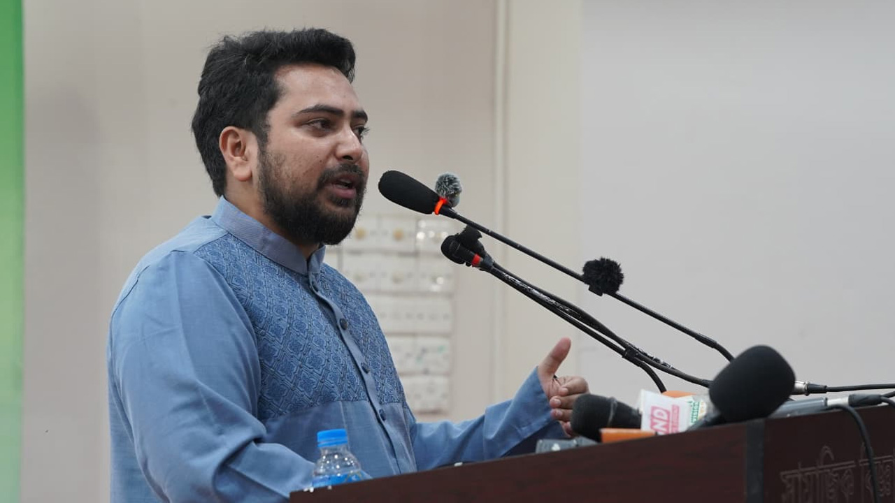 শেখ হাসিনার আপিলের সুযোগ নেই, মৃত্যুদণ্ড কার্যকর করতে হবে: নাহিদ ইসলাম