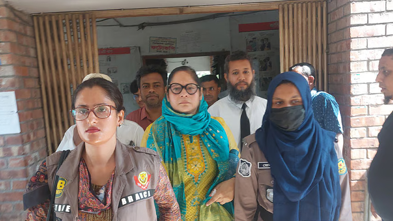 নাশকতার মামলায় সাবেক এমপি আশিকা সুলতানা ৩ দিনের রিমান্ডে