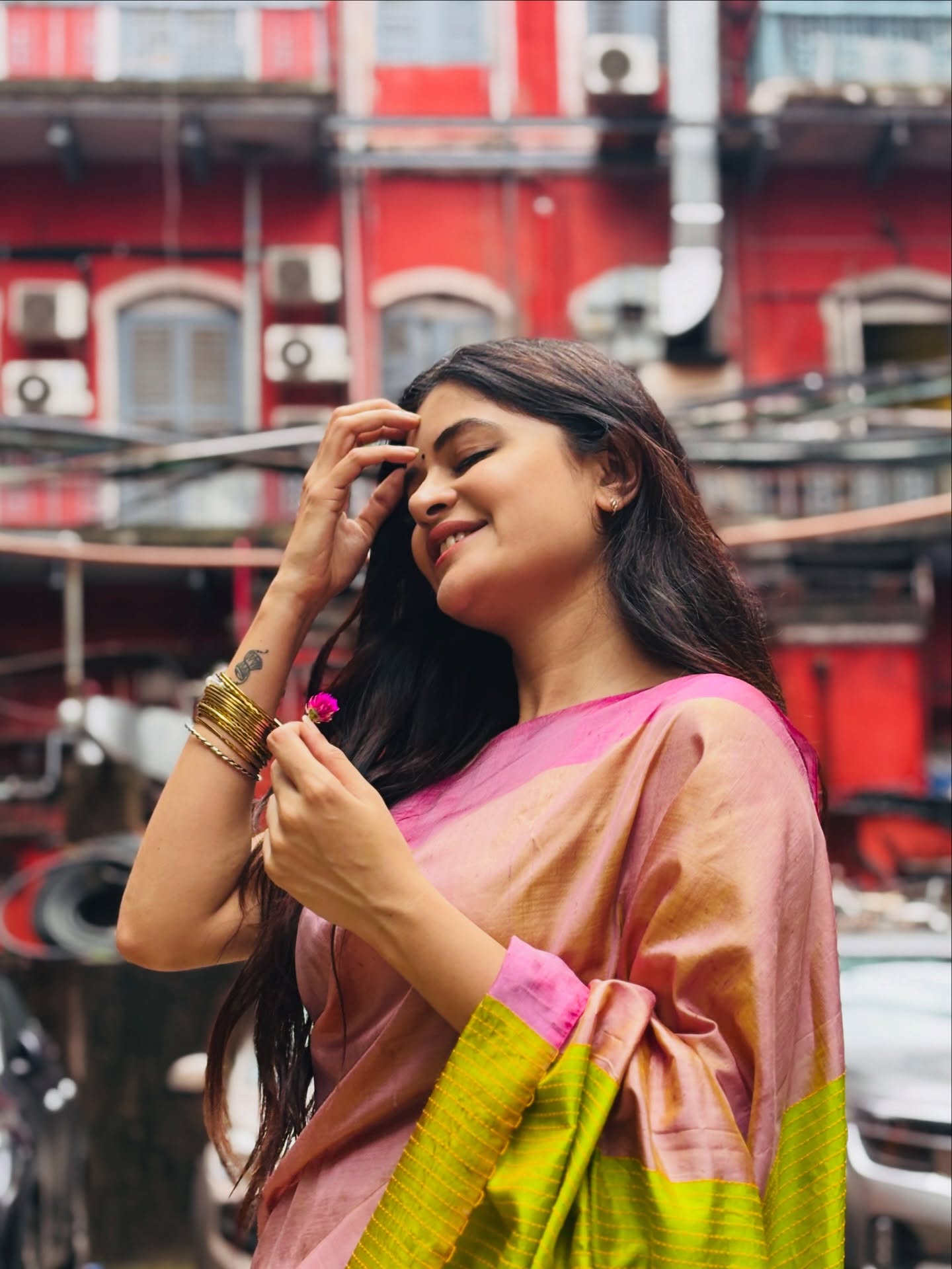 ছবি: অভিনেত্রীর ফেসবুক পেজ থেকে