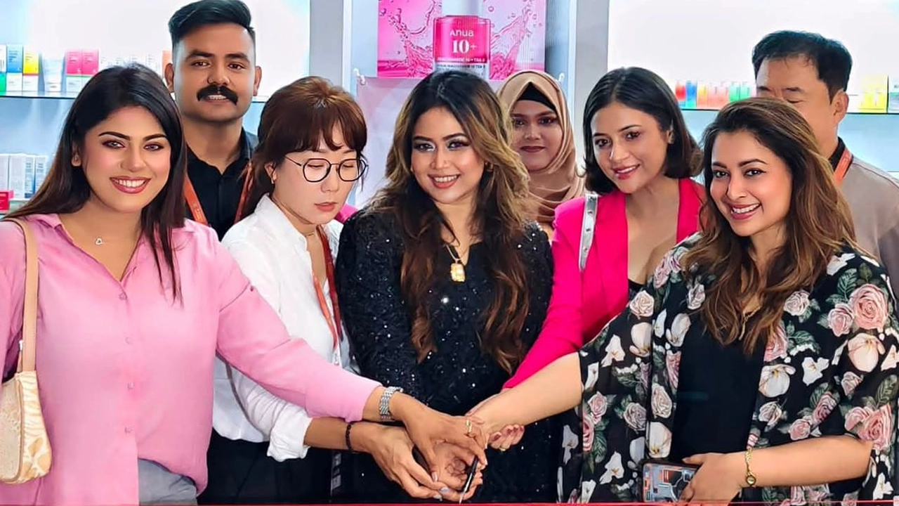 জাঁকজমকপূর্ণ আয়োজনে কে স্কিন বিডি-এর গ্র্যান্ড উদ্বোধন সম্পন্ন