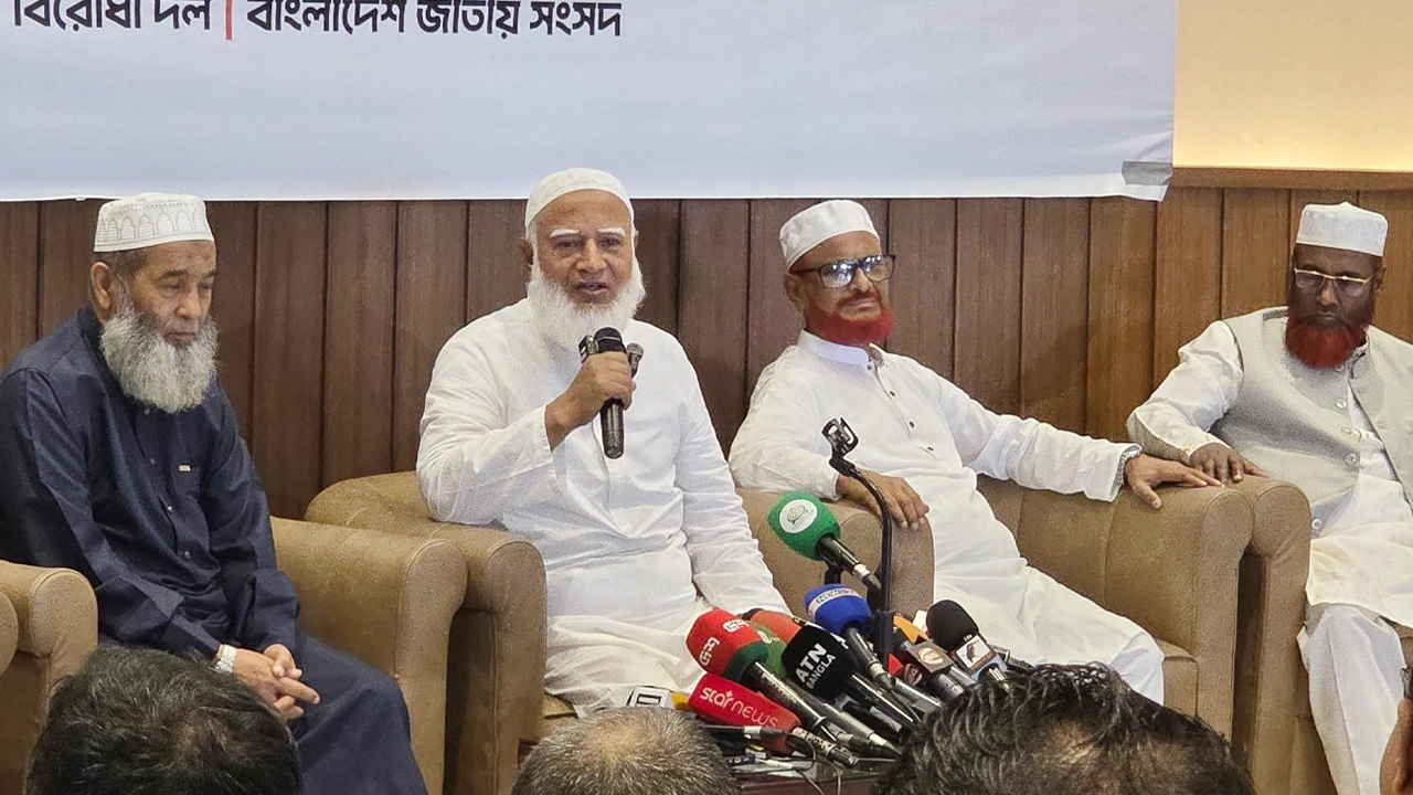 ৮৫ হাজারে মালয়েশিয়ায় লোক পাঠানোর কথা বলায় হুমকি দিচ্ছে: জামায়াত আমির