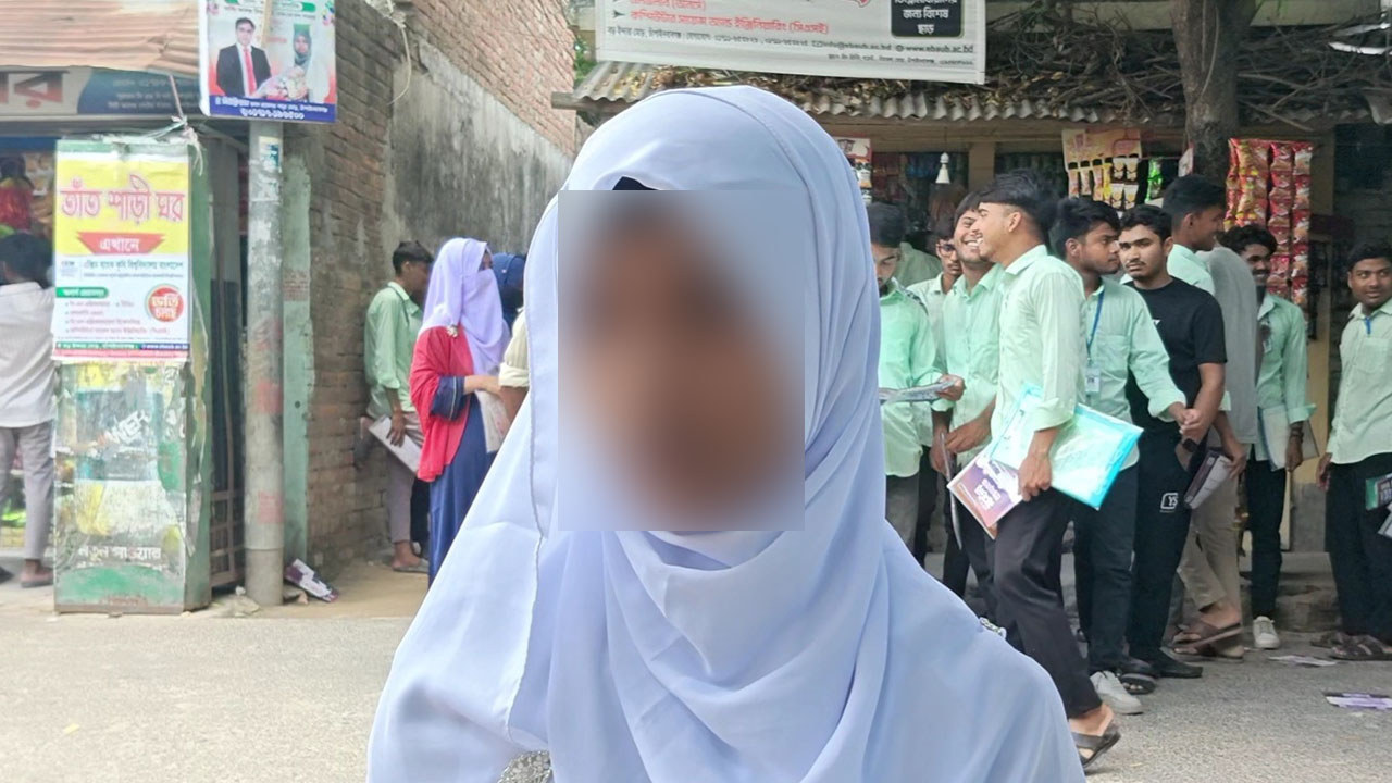 এইচএসসির রুটিন নিয়ে বিড়ম্বনা, অংশ নেওয়া হলো না পরীক্ষায়
