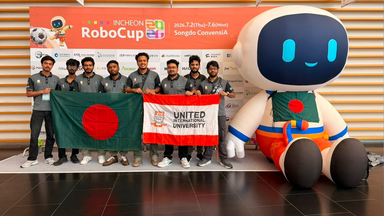 রোবোকাপে ইউআইইউ রেসকিউ রোভার টিমের সাফল্য