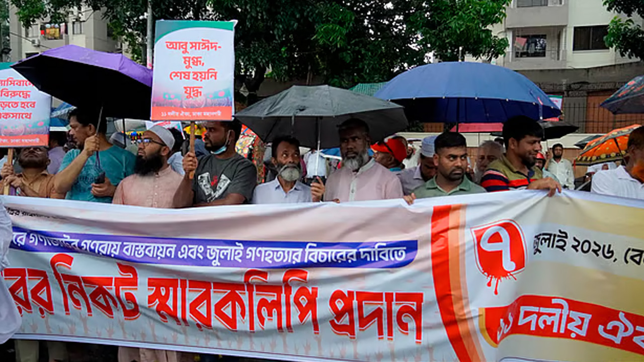 গণভোটের রায় বাস্তবায়ন না হলে দেশ রাজনৈতিক সংকটের দিকে যেতে পারে: গোলাম পরওয়ার