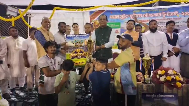 ওমানে ফুটবল টুর্নামেন্টে চ্যাম্পিয়ন হযরত শাহজালাল এফসি