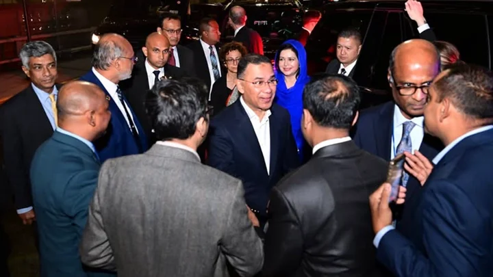 ট্রাম্পের নৈশভোজে সস্ত্রীক অংশ নিলেন প্রধানমন্ত্রী