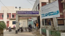 পাইকগাছা স্বাস্থ্য কমপ্লেক্সে সপ্তাহে ৬ দিন বন্ধ ওটি, বিপাকে প্রসূতিরা