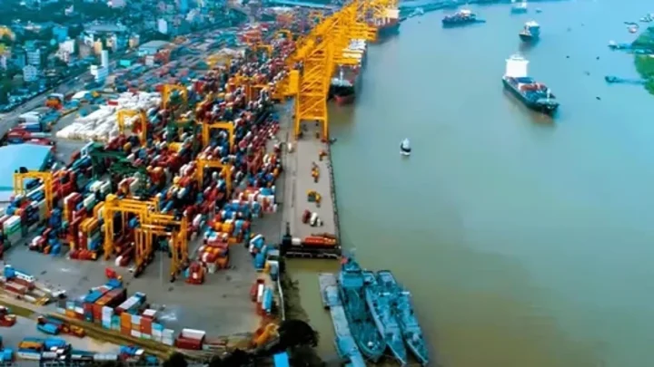 Govt plans measures to improve
business climate, diversify exports