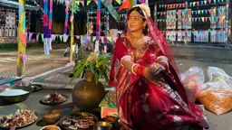বিয়ের সাজে প্রভা