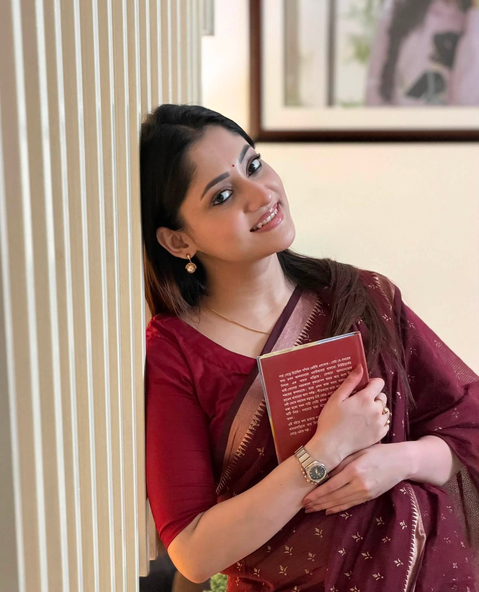 অভিনেত্রী ও মডেল পূজা চেরী। ছবি: ফেসবুক থেকে নেওয়া
