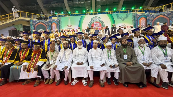 ২৪৩ হাফেজকে অর্ধ কোটি টাকার পুরস্কার দিল নগর উন্নয়ন ফোরাম