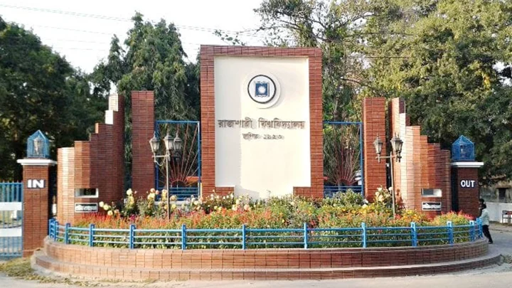 ৬ দশকেও রাবির লাইব্রেরিতে জায়গা হয়নি প্রতিবন্ধী শিক্ষার্থীদের