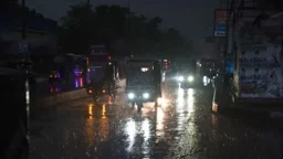 বজ্রসহ বৃষ্টি হতে পারে যেসব অঞ্চলে