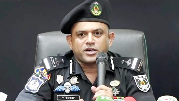 খুলনায় পুলিশ পরিদর্শককে কোপানোর ঘটনায় প্রধান অভিযুক্ত গ্রেপ্তার
