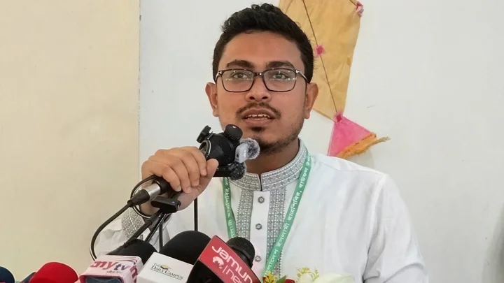 ডাকসুর ১১ মাসের কাজ ঢাবির ১০৫ বছরের ইতিহাসেও হয়নি: সাদিক কায়েম