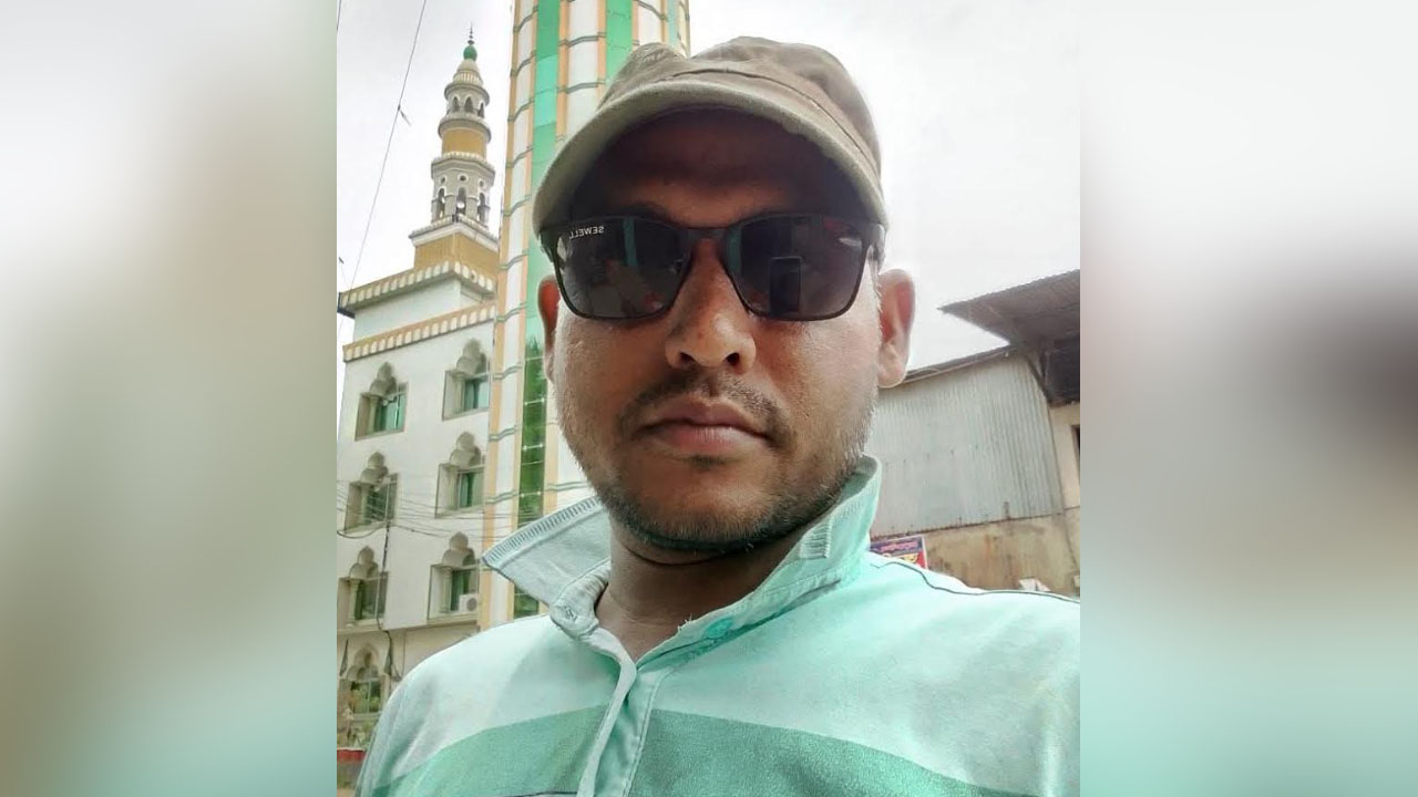 আপত্তিকর ভিডিওকাণ্ডে পদ হারালেন যুবদল নেতা
