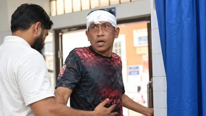 অভিনেতা সমু চৌধুরীর ‘মাথা ফাটালেন’ গ্যারেজের কর্মচারী