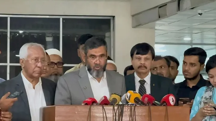 স্থানীয় সরকার নির্বাচনের তারিখ নিয়ে নতুন তথ্য জানালেন ইসি সানাউল্লাহ