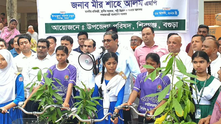 সারের সংকট নেই, পর্যাপ্ত মজুত আছে: প্রতিমন্ত্রী শাহে আলম