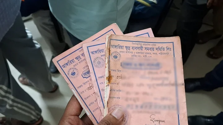 ‘টাকা নেওয়ার সময় মিষ্টি কথা, ফেরত চাইলে দুর্ব্যবহার’