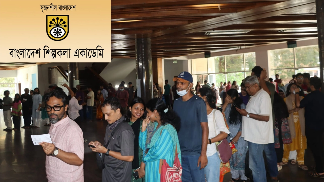 সারা দেশে শিল্পকলায় দর্শনীর বিনিময়ে চলচ্চিত্র প্রদর্শনের উদ্যোগ