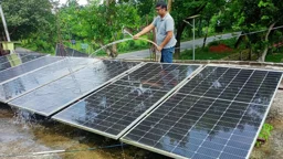 তরুণ প্রকৌশলীর ছাদের সৌরবিদ্যুৎ যাচ্ছে জাতীয় গ্রিডে