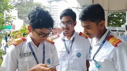 কলেজে ভর্তিতে নীতিমালার বাইরের ফি নিয়ে কড়াকড়ি