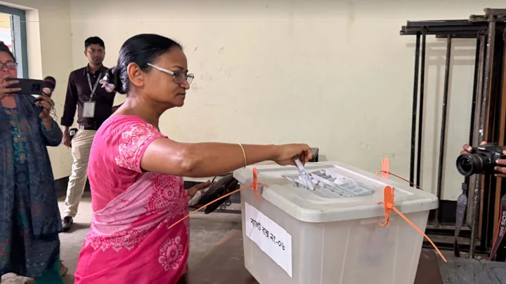 ঠাকুরগাঁও-১ আসনের উপনির্বাচনের ভোটগ্রহণ শুরু