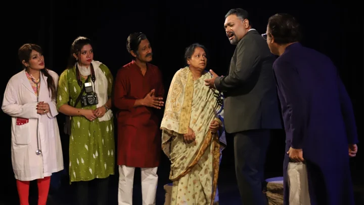 মঞ্চে সময়ের বিরুদ্ধে প্রতিবাদের গল্প ‘মৃত্যুহীন প্রাণ’