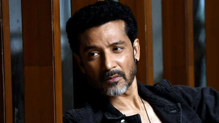 স্ত্রীর আপত্তিতে হলিউডের প্রস্তাব ফিরিয়ে দিয়েছিলেন টোটা রায়চৌধুরী