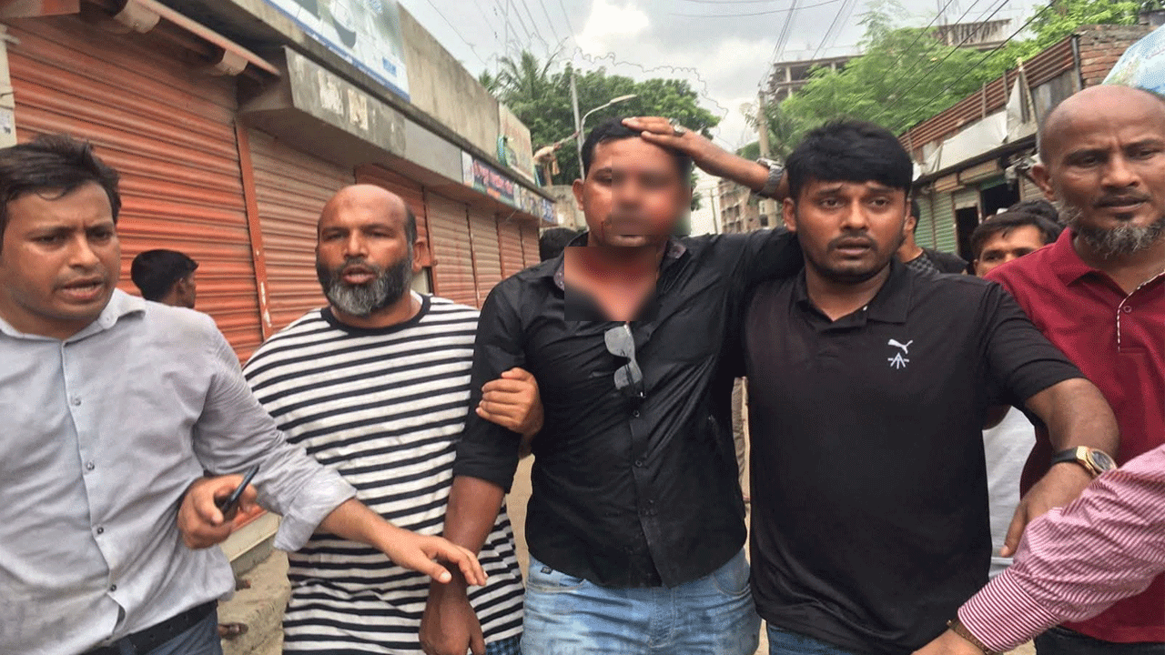 রক্ত ঝরেছিল, স্বপ্ন নয়