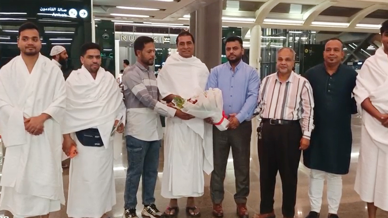 ওমরাহ পালনে সৌদি আরবে এমপি এনামুল হক, চট্টগ্রাম ফোরামের সংবর্ধনা