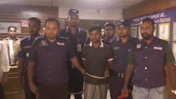 ‎ভোলায় বিদেশি অস্ত্র-মাদক ও জাল নোটসহ গ্রেপ্তার ৬
