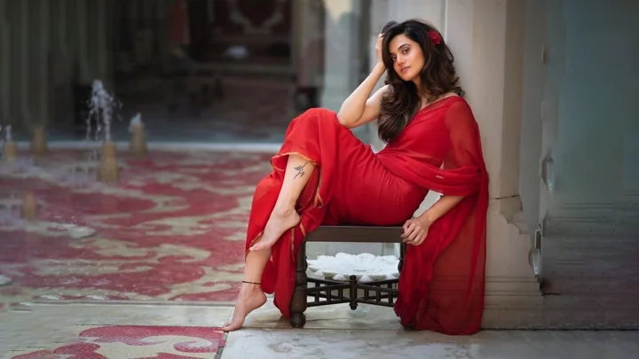 কেন সিনেমার প্রস্তাব ফিরিয়ে দিচ্ছেন তাপসী