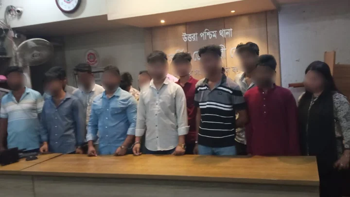 সাবেক এমপির ঢাকার বাসা থেকে ছাত্রলীগের ১৫ নেতাকর্মী আটক