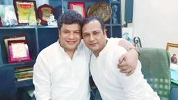 আসিফ আকবরের গাড়িতে গুলি, শিল্পীদের নিরাপত্তা নিয়ে প্রশ্ন তুললেন রবি চৌধুরী