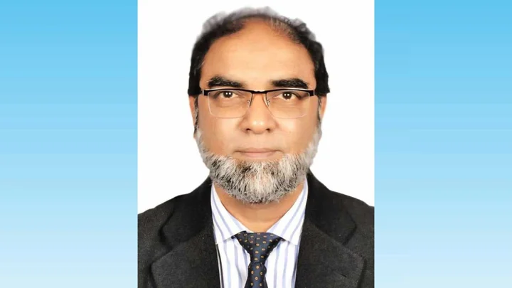 বাকৃবির নতুন উপাচার্য হলেন অধ্যাপক ড. মো. রফিকুল