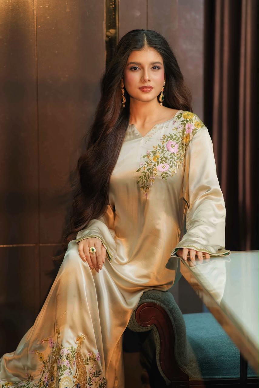 অভিনেত্রী বিদুষী বর্ণিতা।