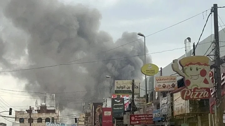ইয়েমেনে হুতির হামলায় নিহত ৫৩, আহত দুই শতাধিক