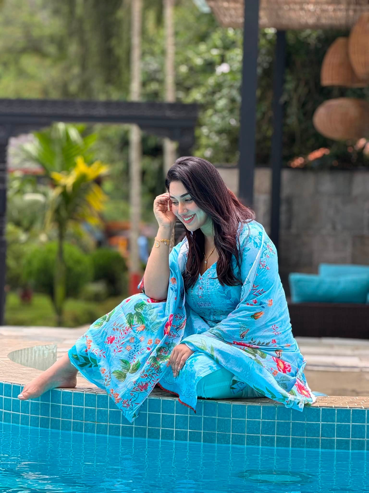 চিত্রনায়িকা অপু বিশ্বাস। ছবি: ফেসবুক থেকে নেওয়া