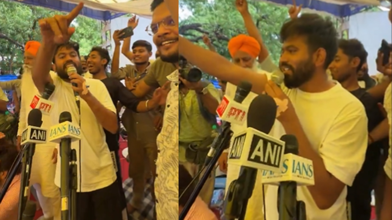‘দুনিয়াও মাথা নত করে, শুধু তাকে নোয়ানোর মতো মানুষ চাই’