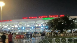 সৌদি বিমানবন্দরে ফের হামলা: বাতিল ২২ হাজার বাংলাদেশি যাত্রীর ১৪৪টি ফ্লাইট