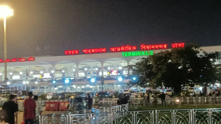 সৌদি বিমানবন্দরে ফের হামলা: বাতিল ২২ হাজার বাংলাদেশি যাত্রীর ১৪৪টি ফ্লাইট