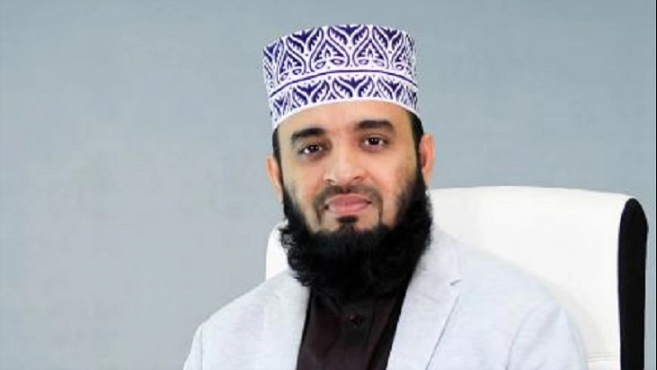 এসএসসি ও সমমানের ফলাফল নিয়ে আজহারির স্ট্যাটাস