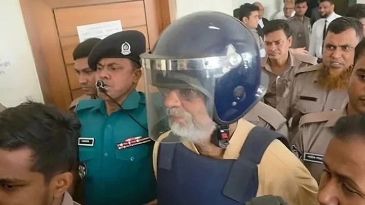 রিমান্ড শেষে আদালতে আখতারুজ্জামান, কারাগারে রাখার আবেদন পুলিশের