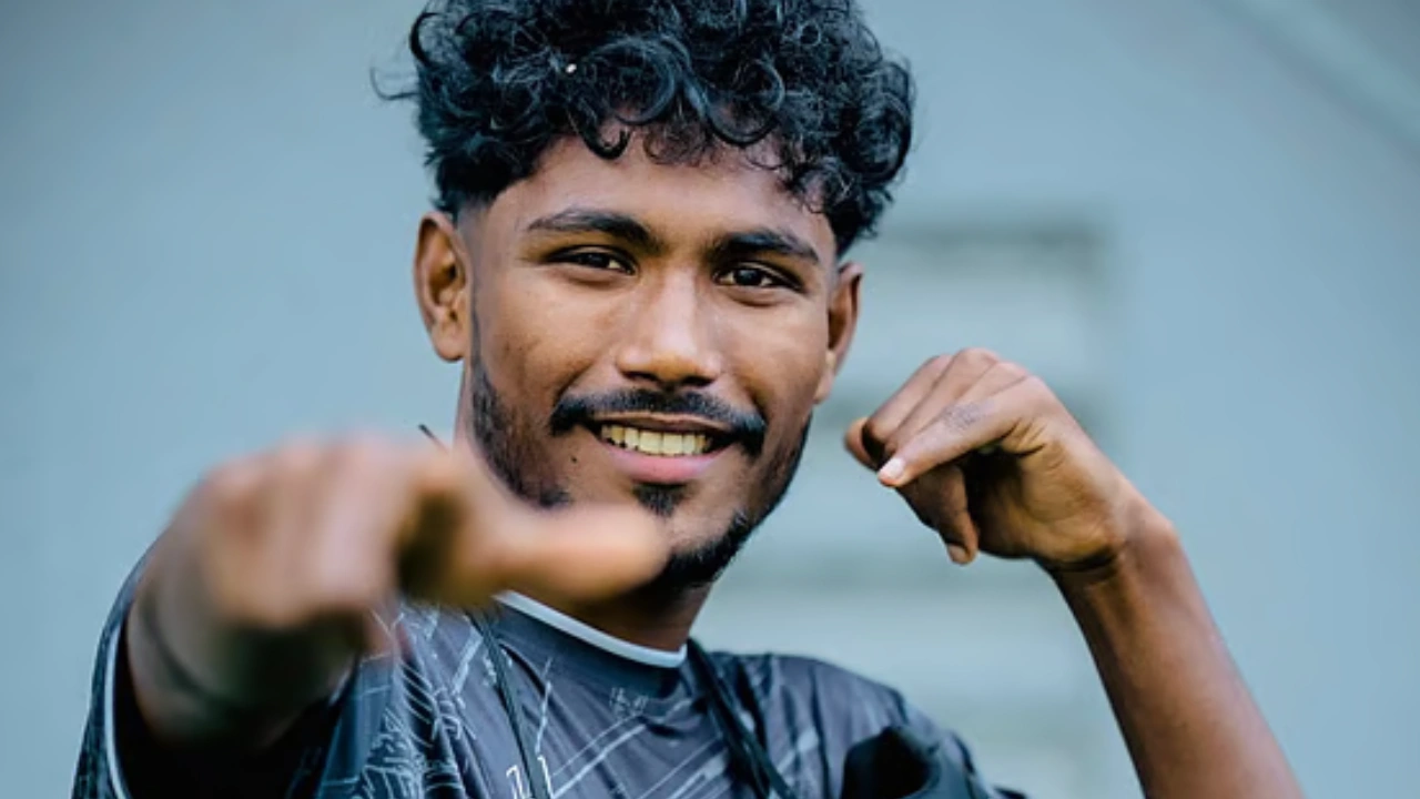 মারামারির ঘটনায় ১৫ ম্যাচ নিষিদ্ধ ফুটবলার আল-আমিন