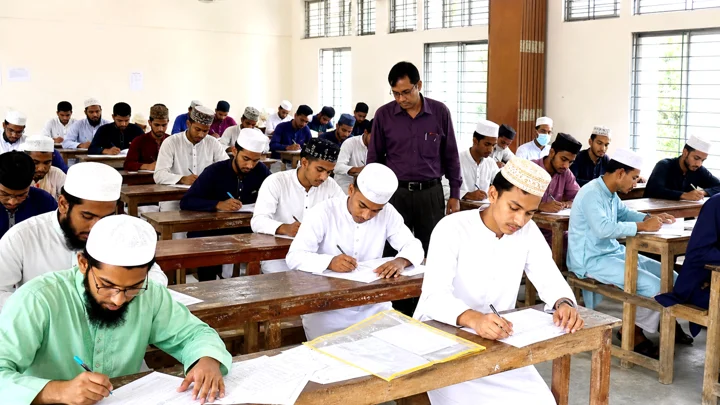 আলিমেও ক্লাস শুরুর তারিখ পেছাল