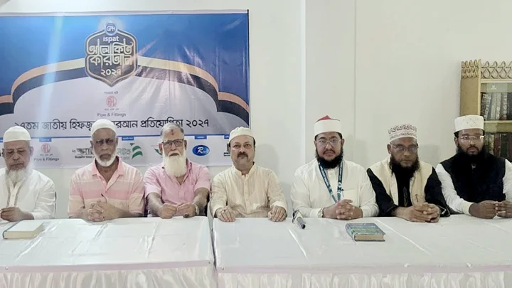 আলোকিত কোরআনের ঢাকা অডিশনে ইয়েস কার্ড পেলেন ৭০ হাফেজ